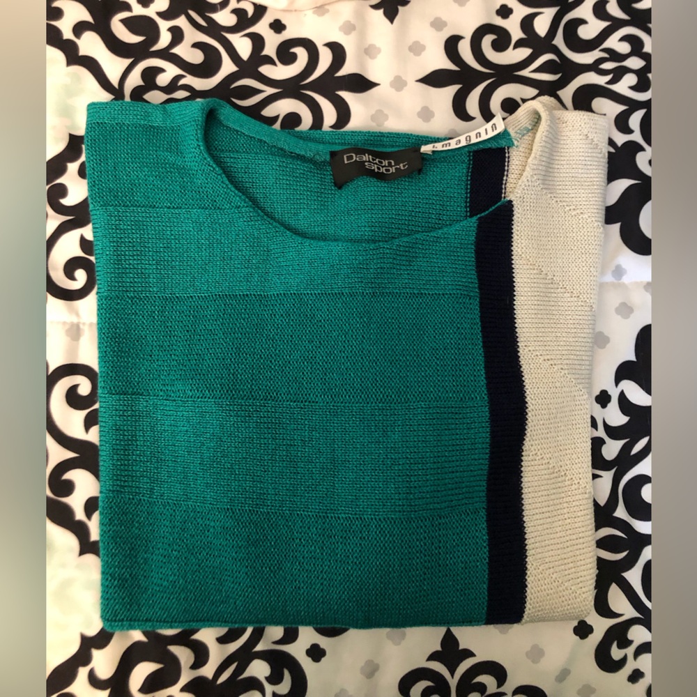 Dalton Vintage Pull Over Sweater NWOT Size Small